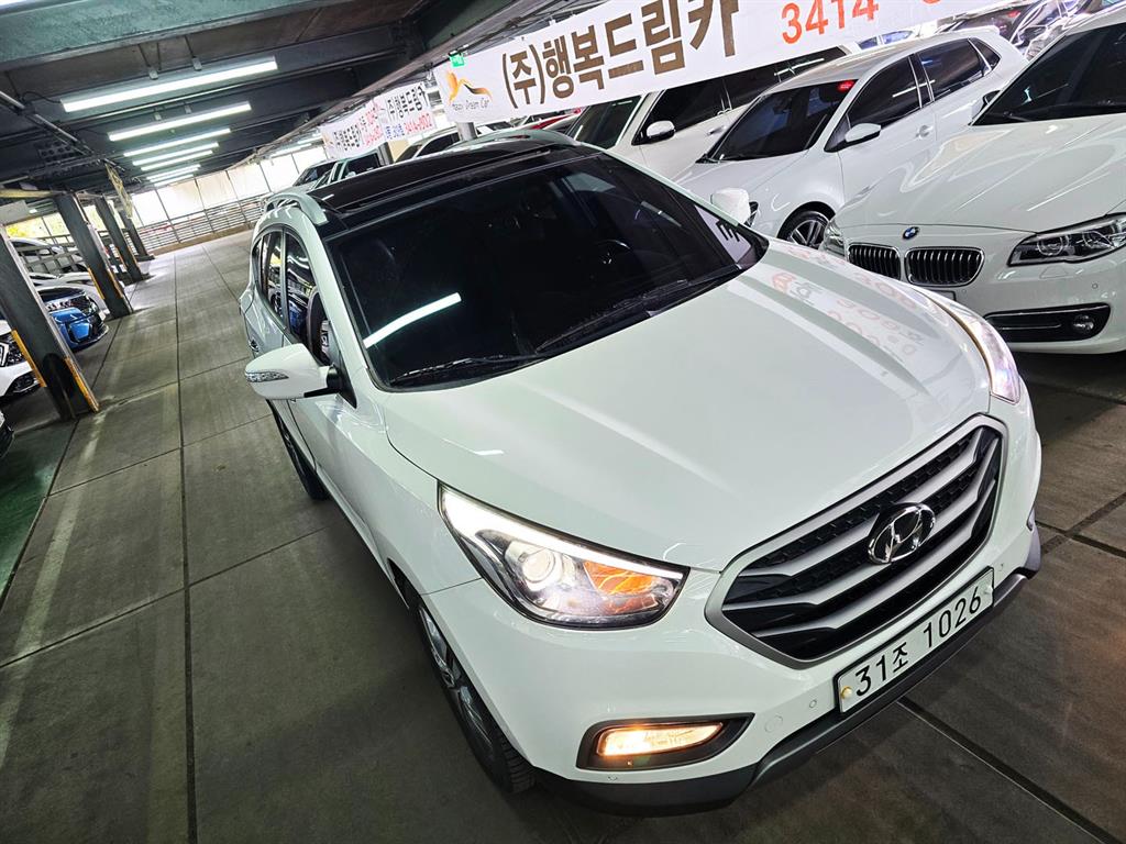 HYUNDAI Tucson - Vista 3