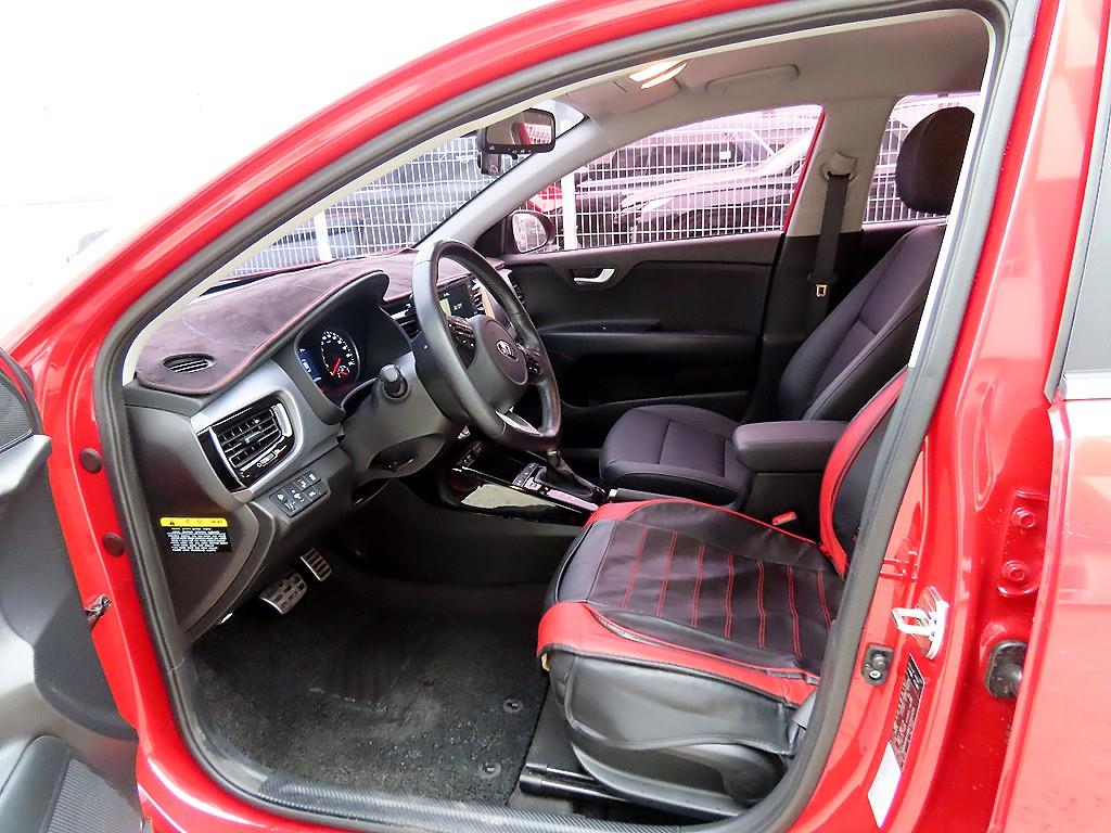 KIA Stonic - Vista 5