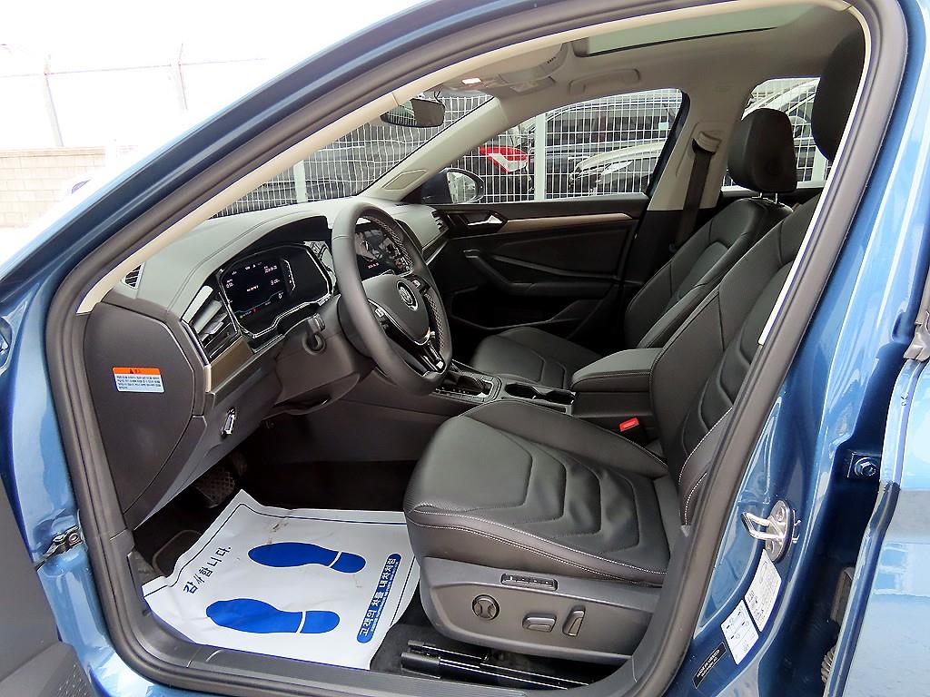 Volkswagen Jetta - Vista 5