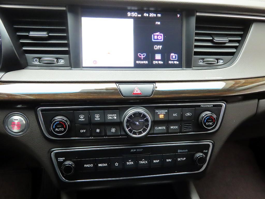KIA K7 - Vista 9