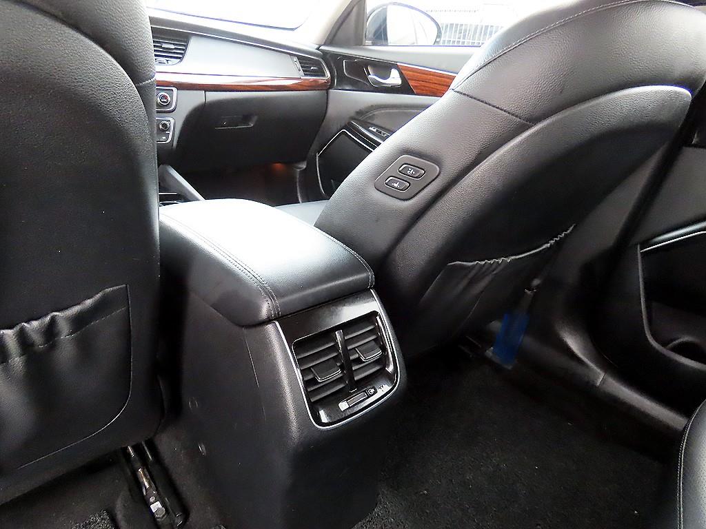 KIA K7 2016 Negro - Importación desde Corea - HF Imports Iquique - Foto 18