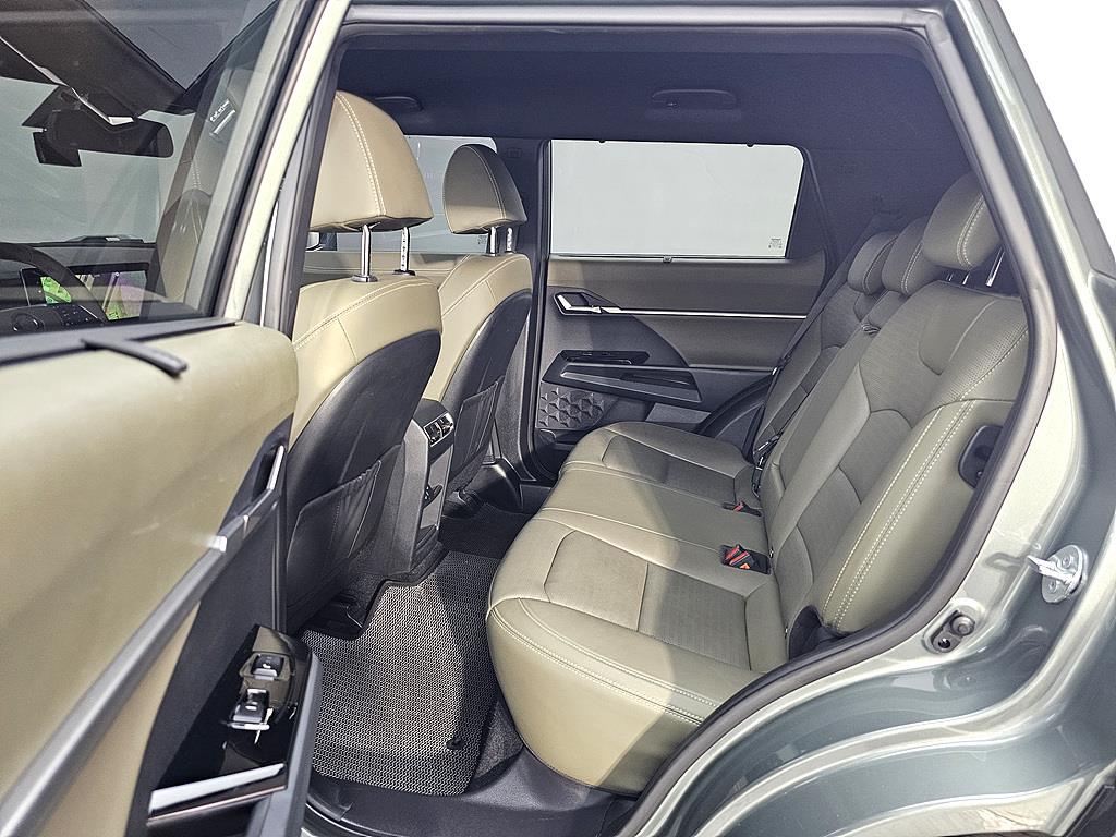 Ssangyong Torres - Vista 9