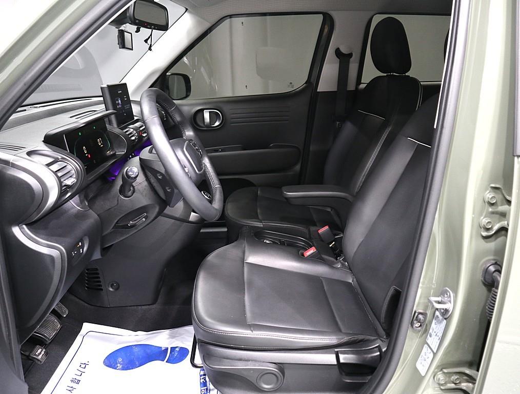 HYUNDAI Casper - Vista 8