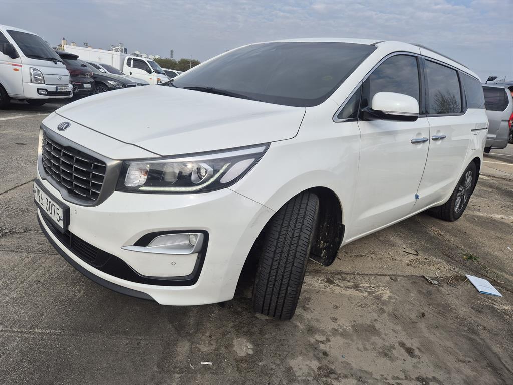 KIA Carnival 2020 Blanco - Importación desde Corea - HF Imports Iquique - Foto 1