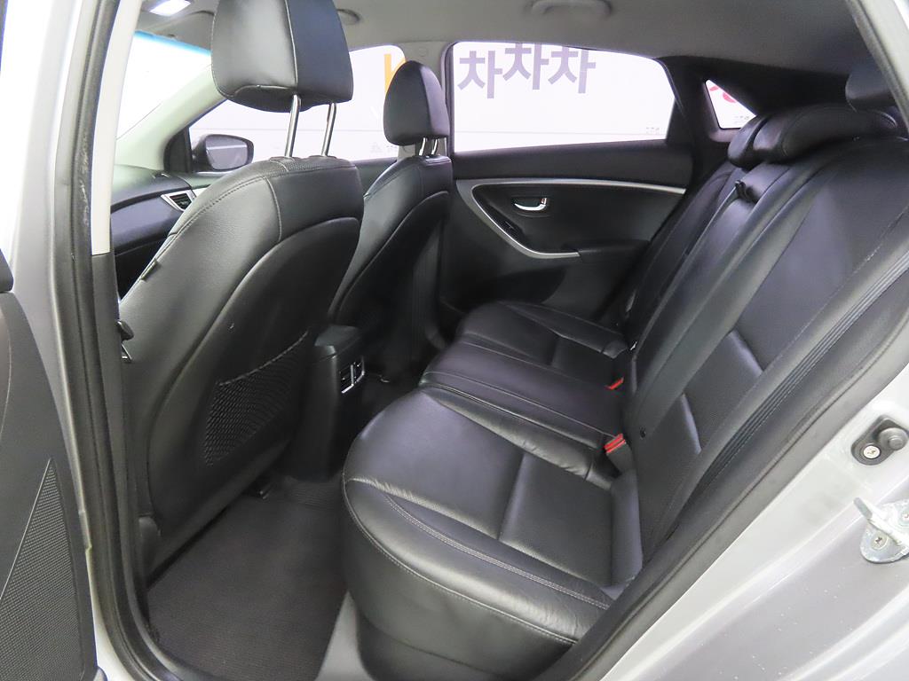 HYUNDAI i30 - Vista 6