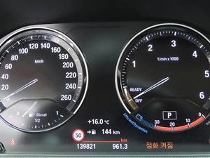 BMW X1 - Vista 12
