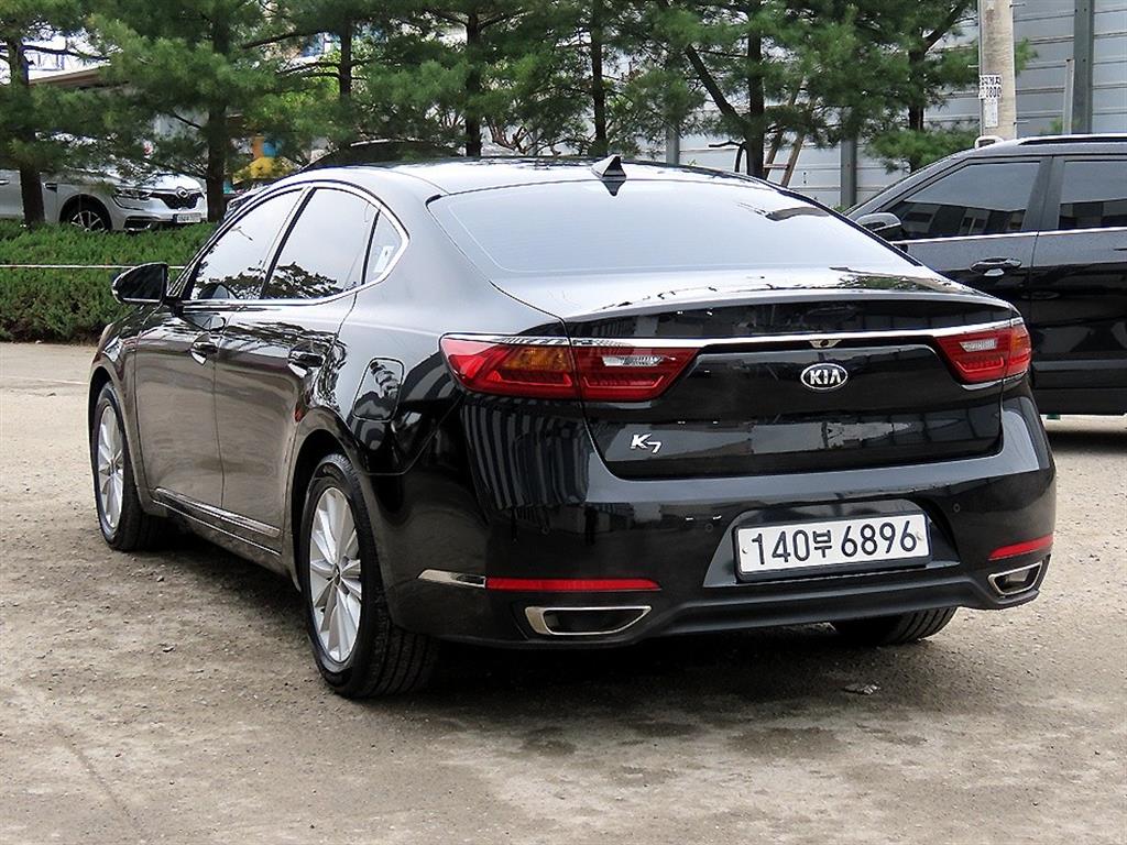 KIA K7 - Vista 3