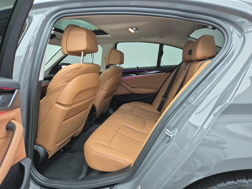 BMW 5 Series - Vista 12