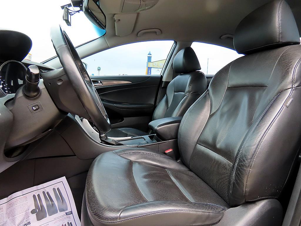 HYUNDAI Sonata - Vista 5