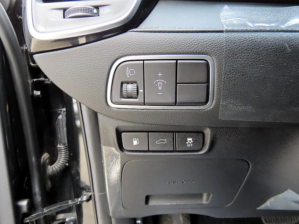 HYUNDAI Grandeur - Vista 12