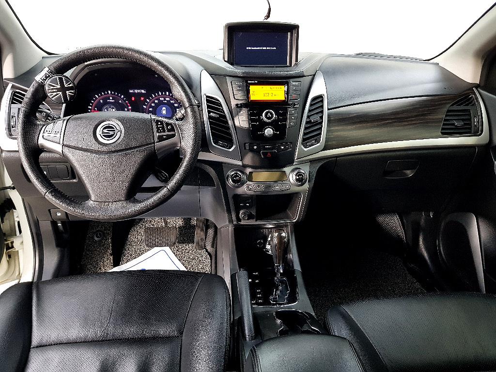 Ssangyong Korando - Vista 5