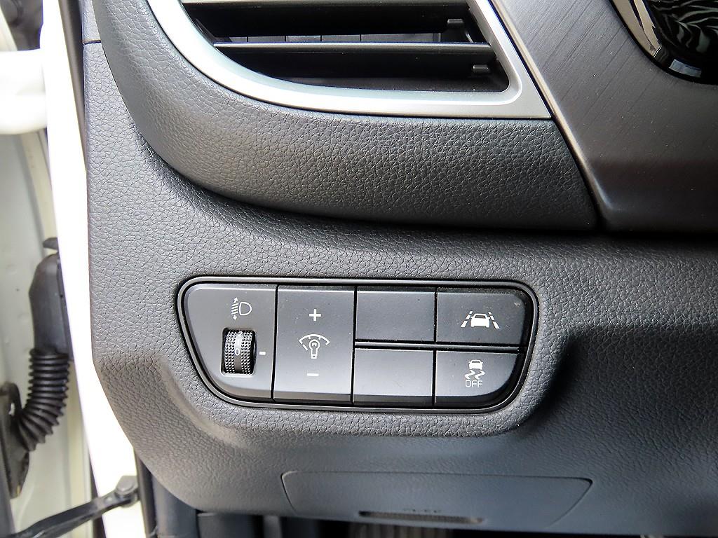 KIA Seltos - Vista 12