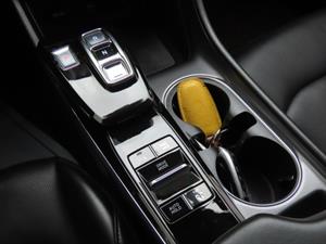 HYUNDAI Sonata - Vista 12