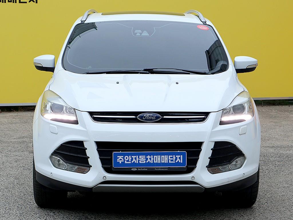 Ford Kuga 2016 Blanco - Importación desde Corea - HF Imports Iquique - Foto 1