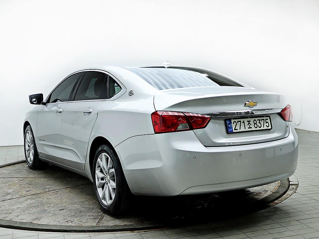 Chevrolet Impala - Vista 7