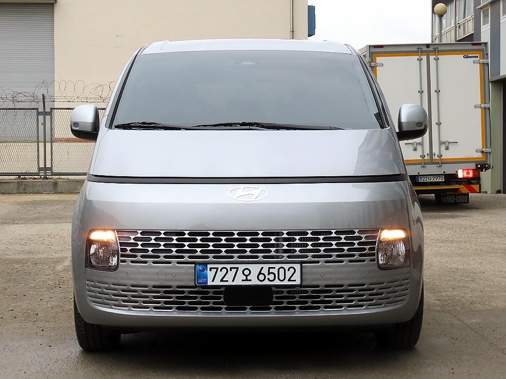 HYUNDAI Staria 2025 - Importación desde Corea - HF Imports Iquique - Foto 1