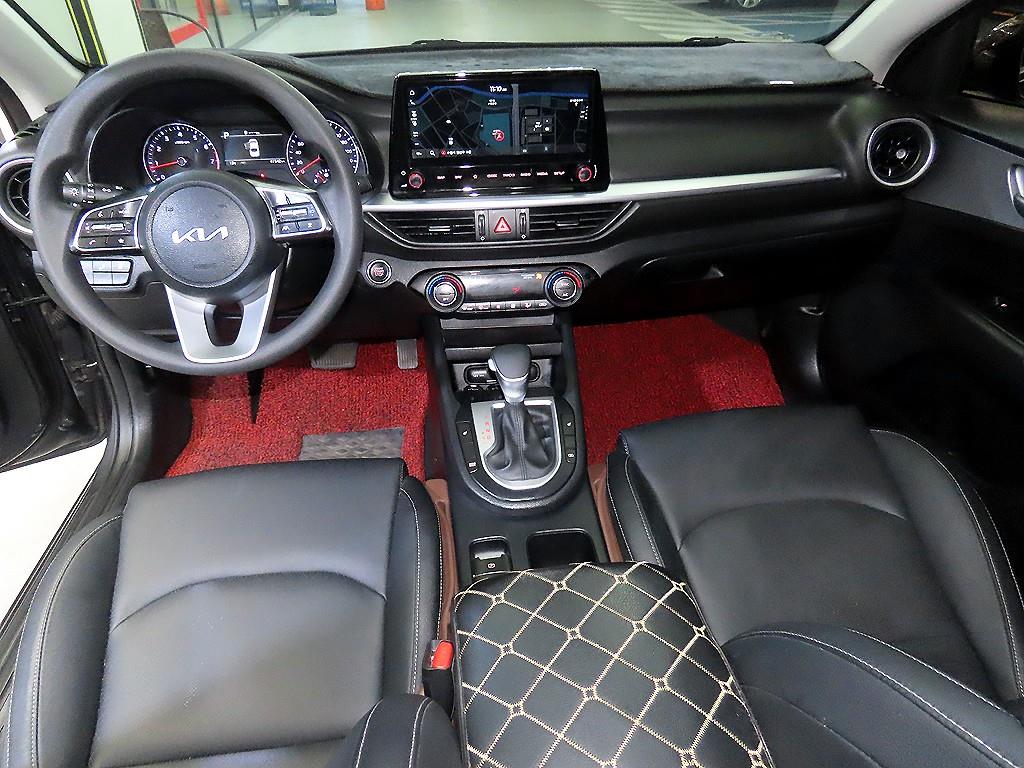 KIA K3 - Vista 10