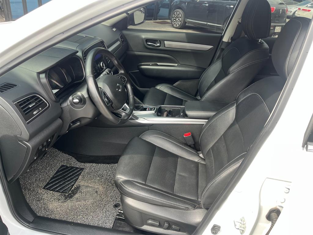 SAMSUNG QM6 - Vista 8