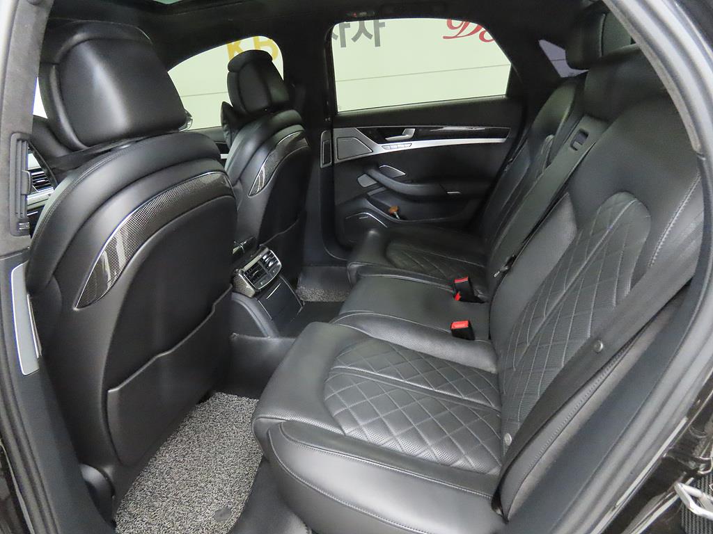 Audi S8 - Vista 6