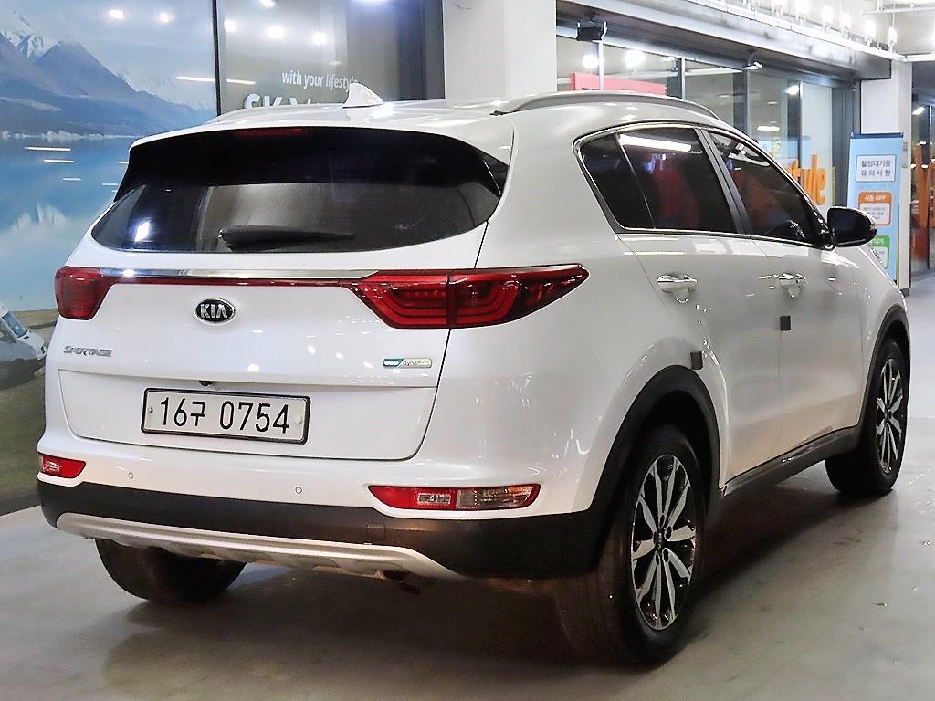 KIA Sportage - Vista 4