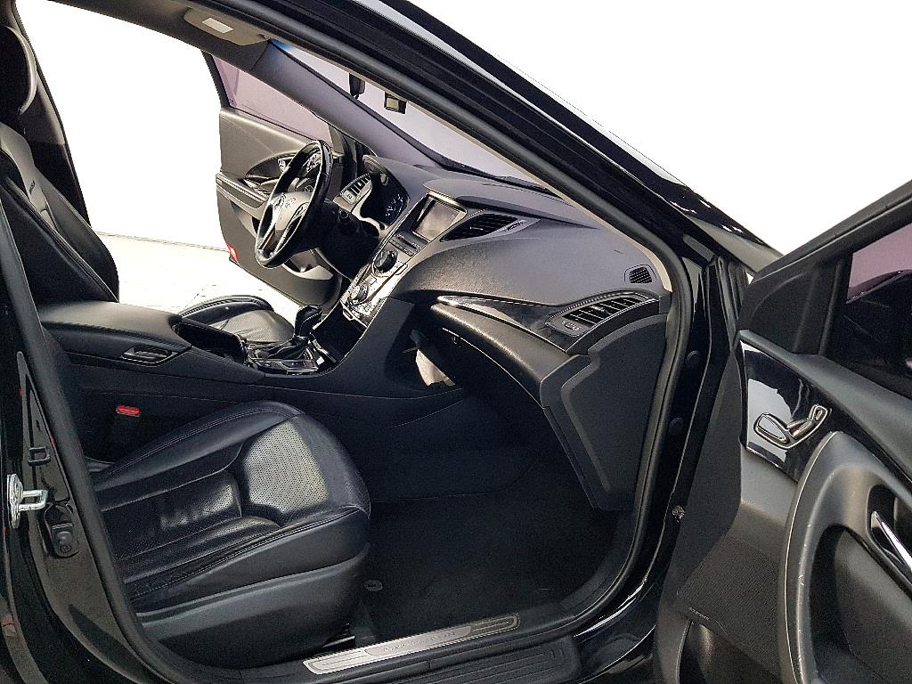 HYUNDAI Grandeur - Vista 8