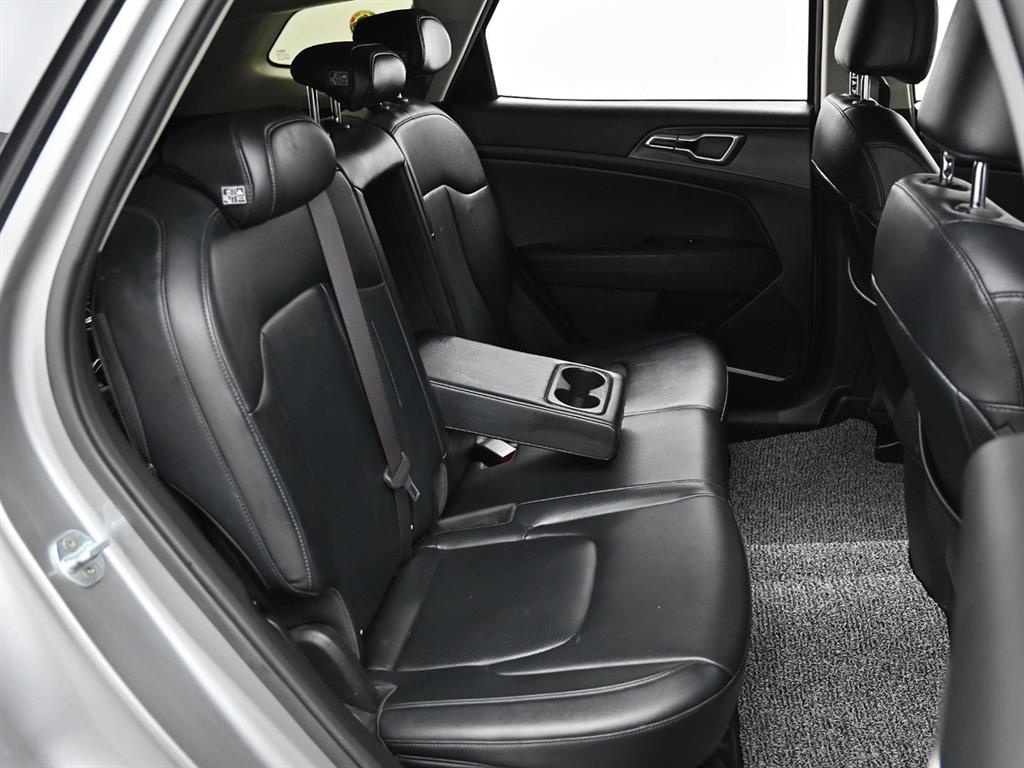 KIA Sportage - Vista 11