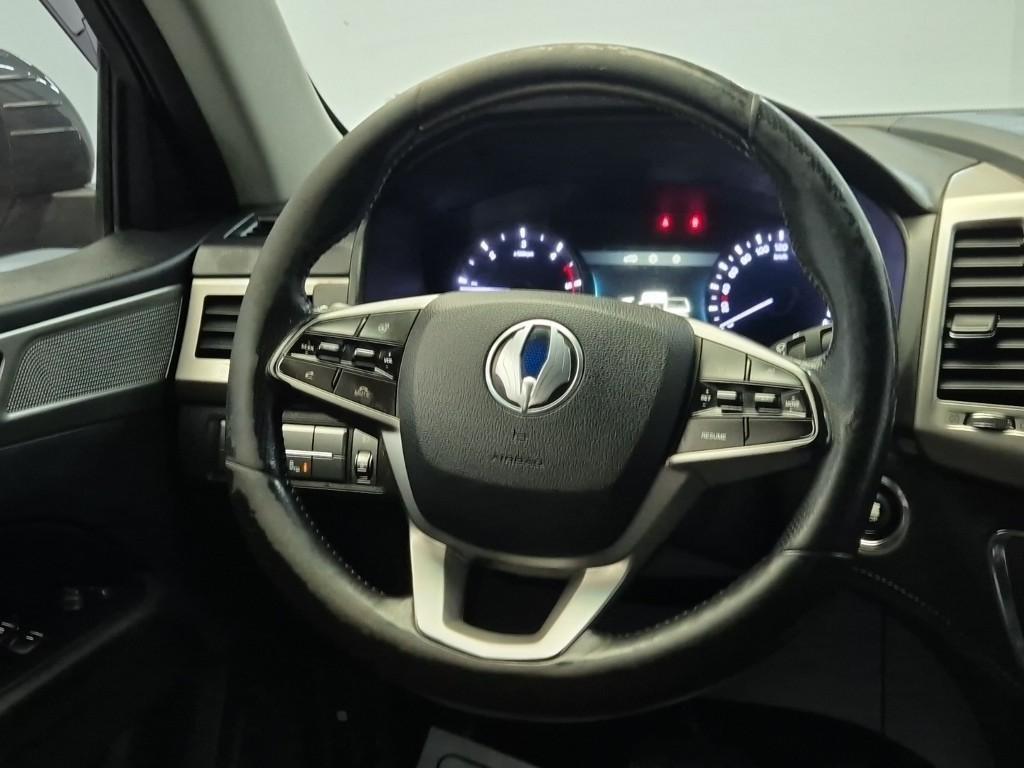 Ssangyong Rexton - Vista 9
