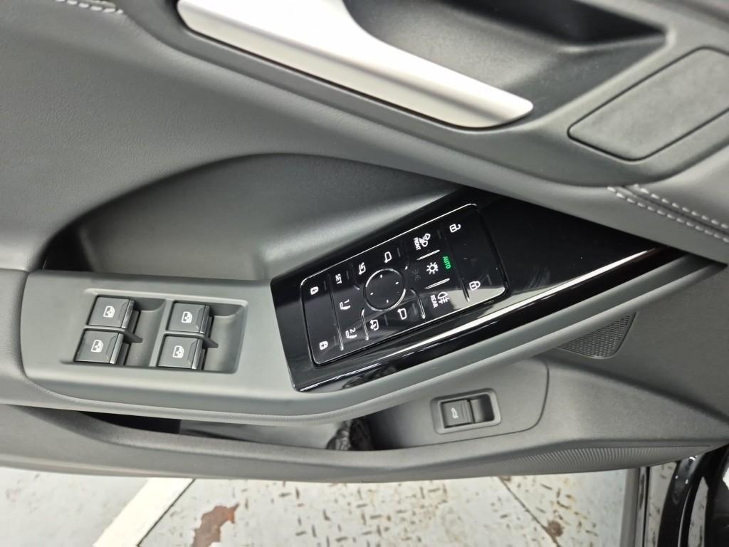 Audi Q6 e-tron 2025 Negro - Importación desde Corea - HF Imports Iquique - Foto 18