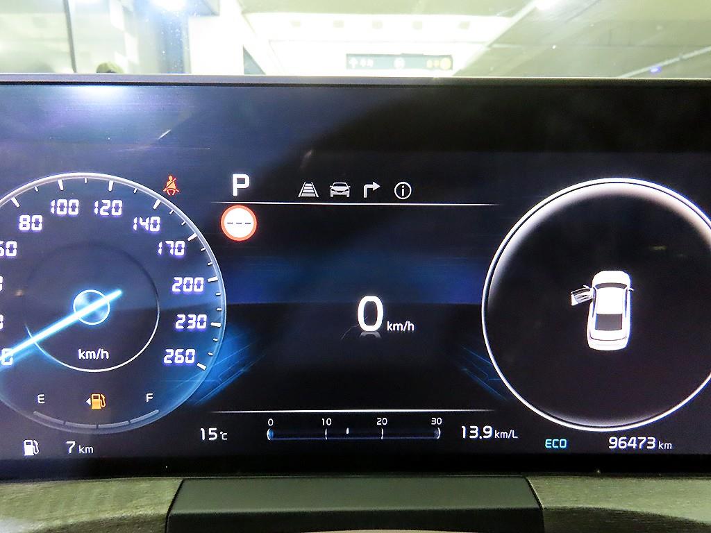 KIA K8 - Vista 9