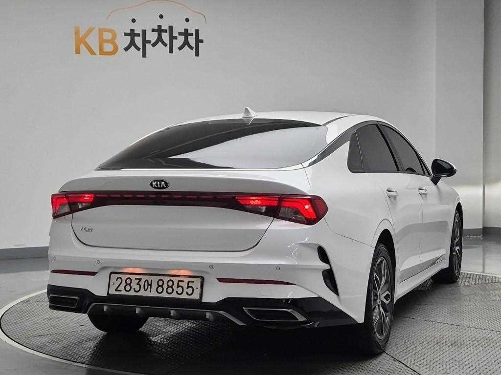 KIA K5 - Vista 3