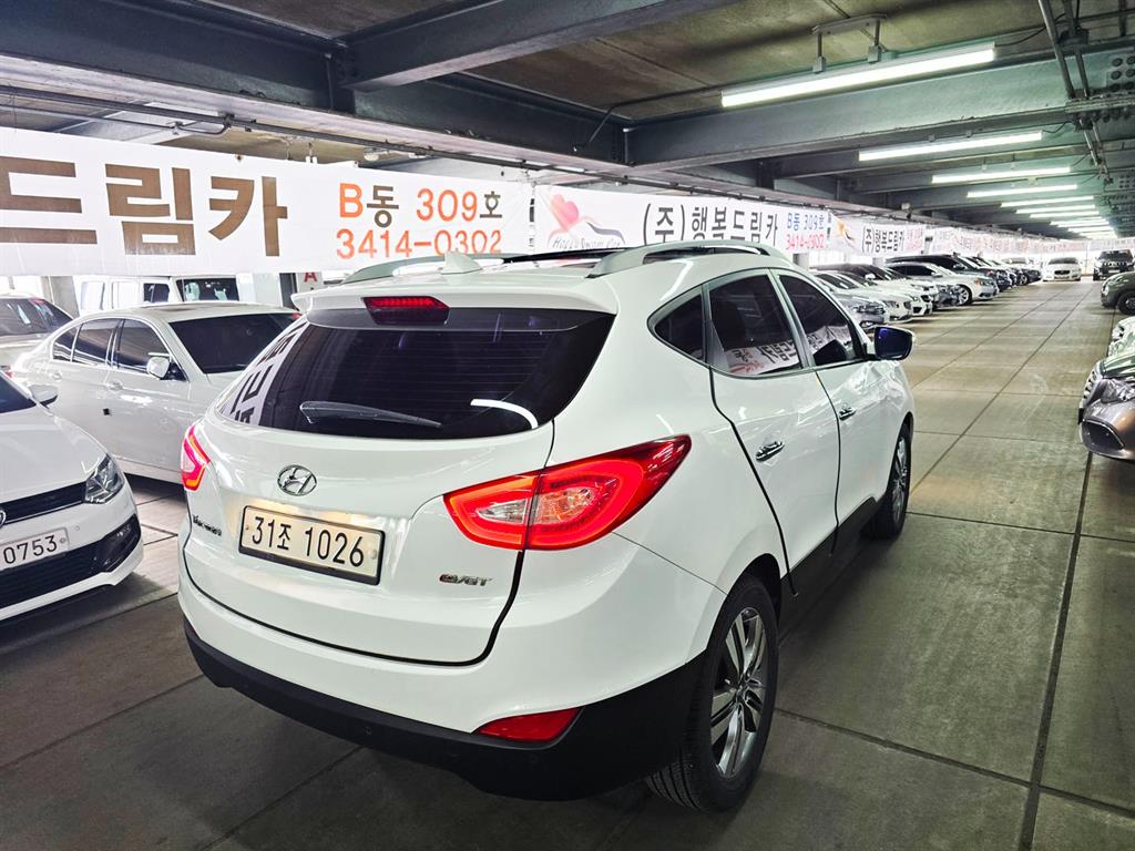 HYUNDAI Tucson - Vista 2