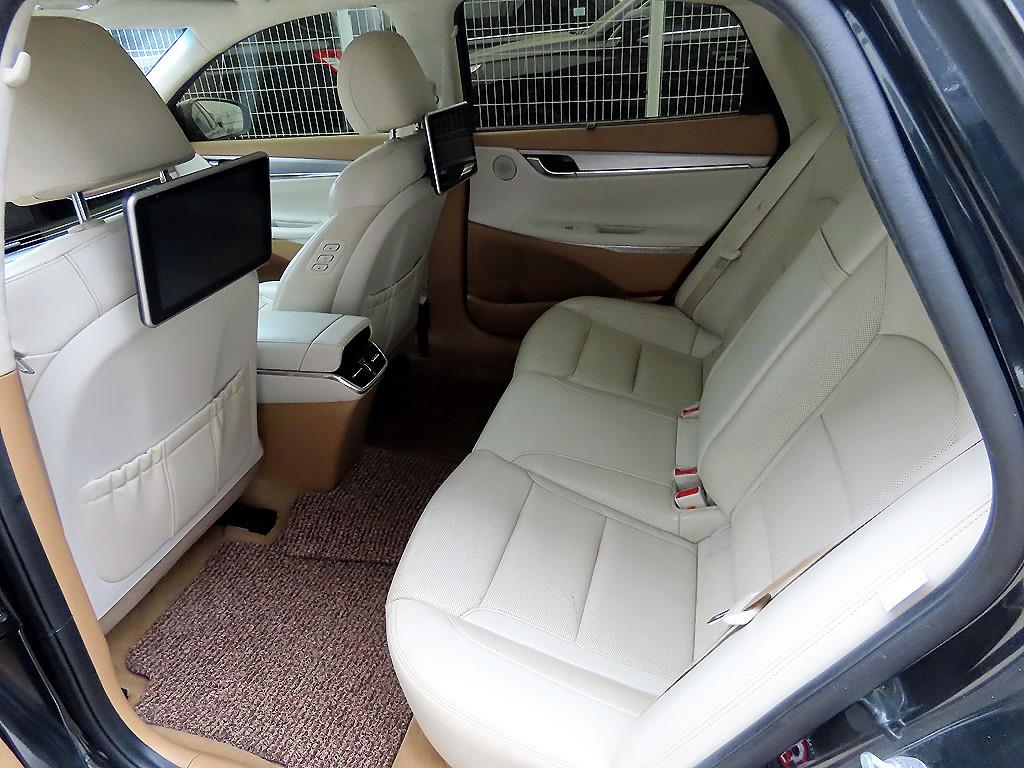 HYUNDAI Grandeur - Vista 6