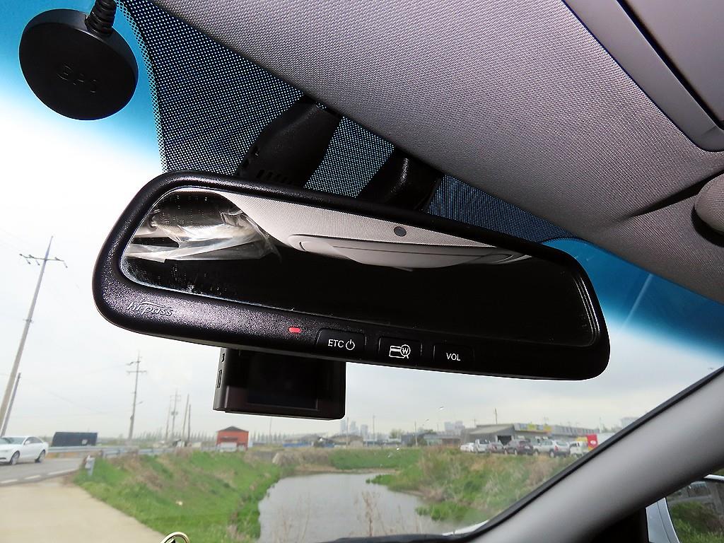 HYUNDAI Sonata - Vista 12
