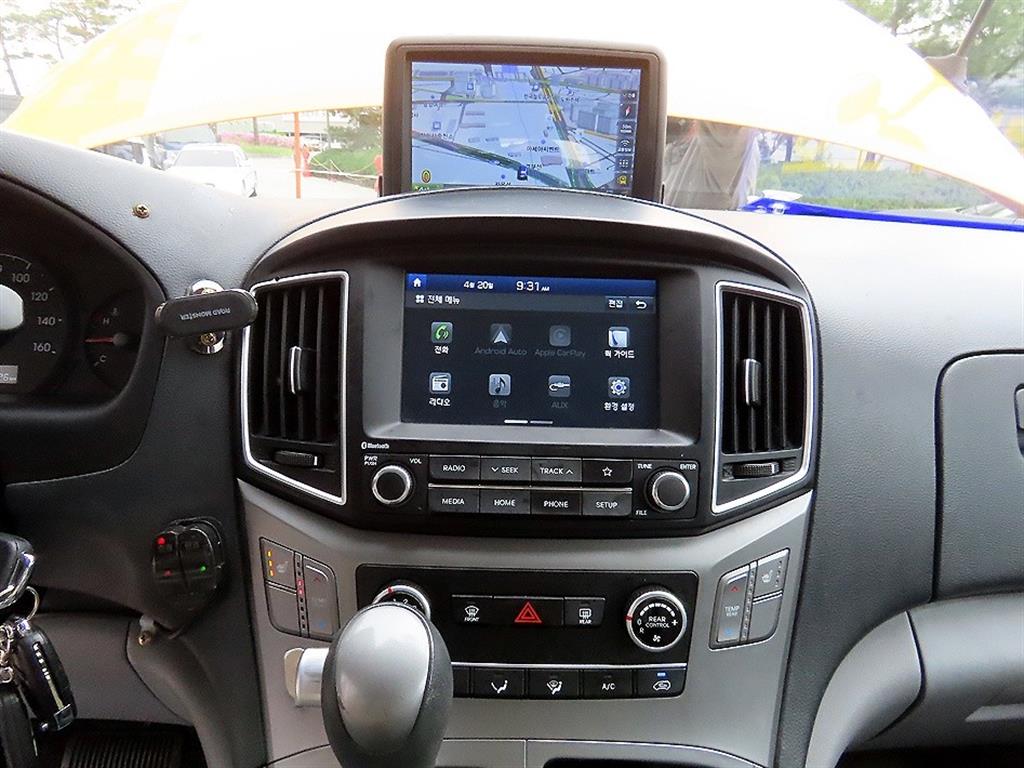 HYUNDAI Starex 2021 Amarillo - Importación desde Corea - HF Imports Iquique - Foto 13