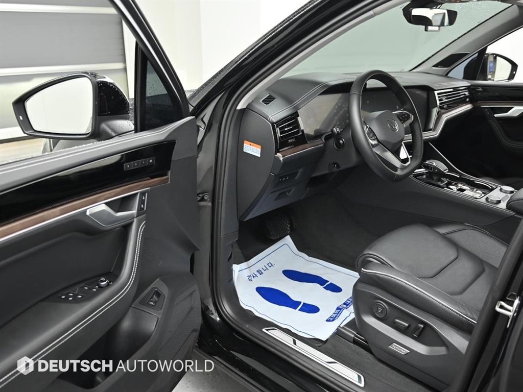 Volkswagen Touareg - Vista 11
