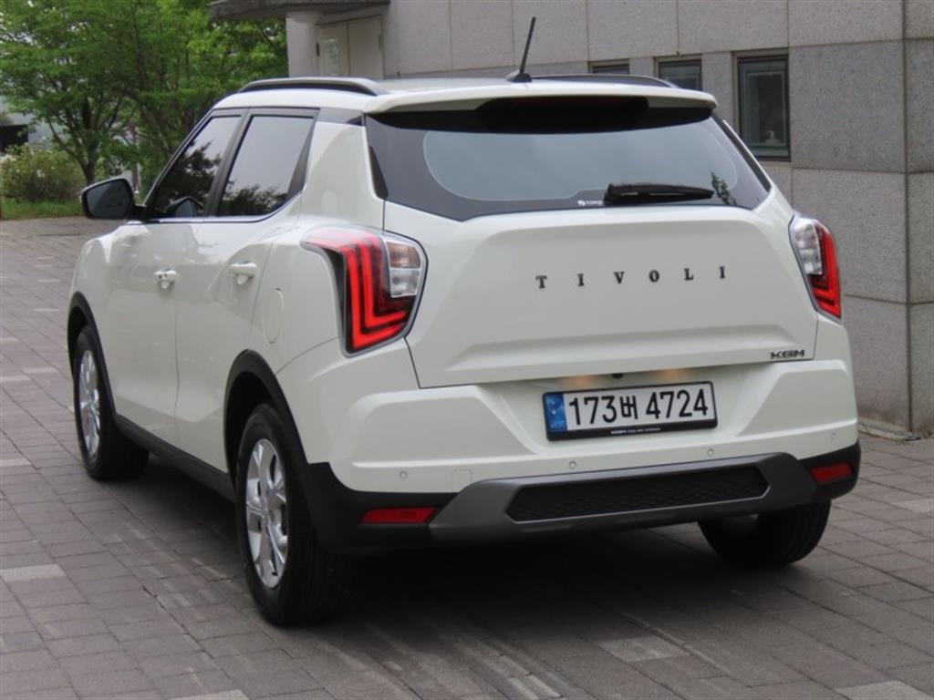 Ssangyong Tivoli - Vista 7