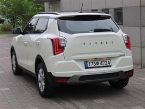 Ssangyong Tivoli - Vista 8