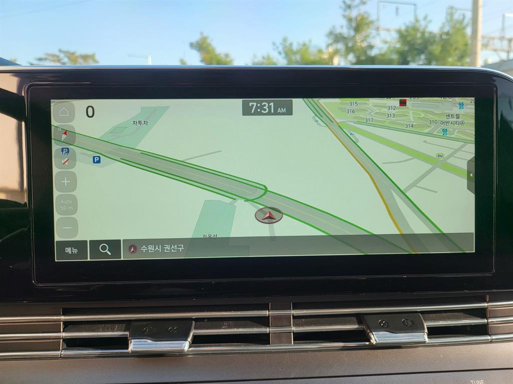 HYUNDAI Grandeur - Vista 11