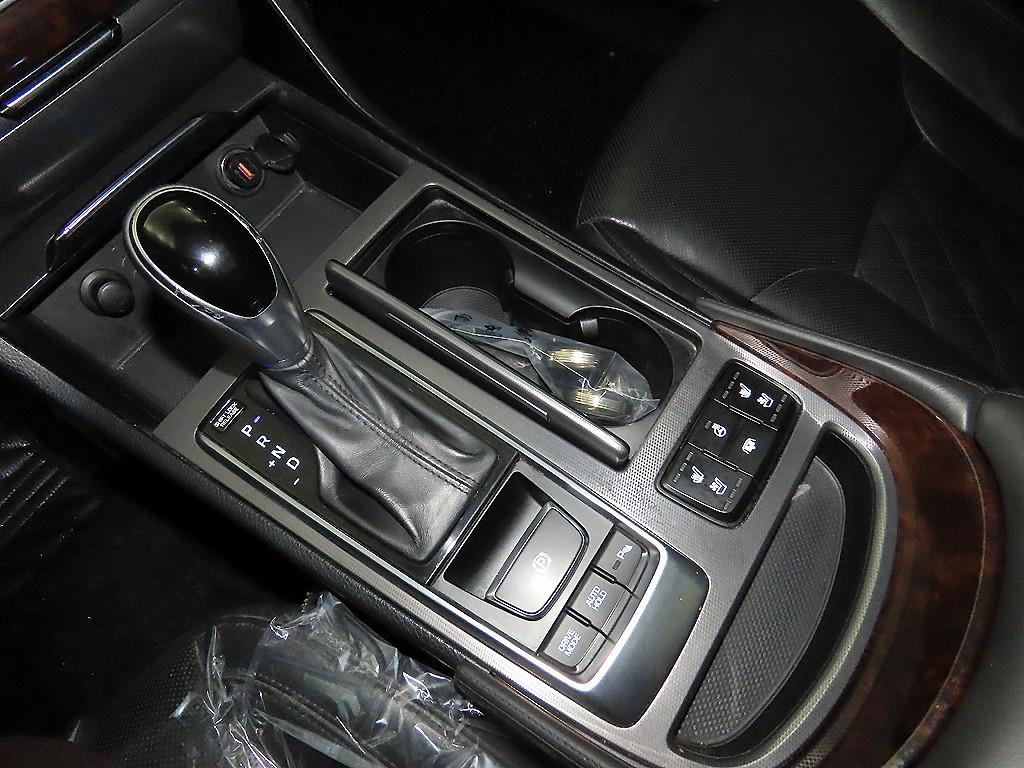 HYUNDAI Aslan - Vista 12