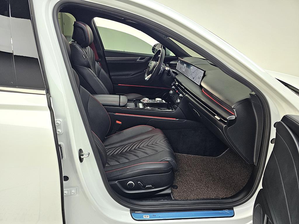 Genesis G80 - Vista 11