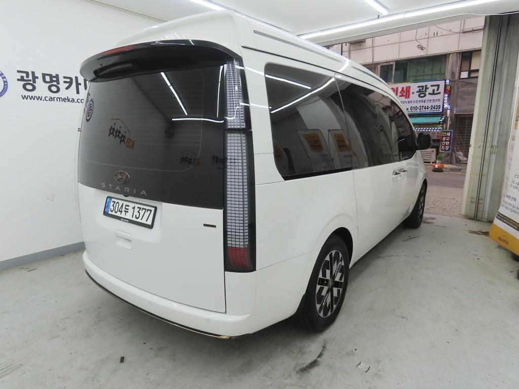 HYUNDAI Staria - Vista 3