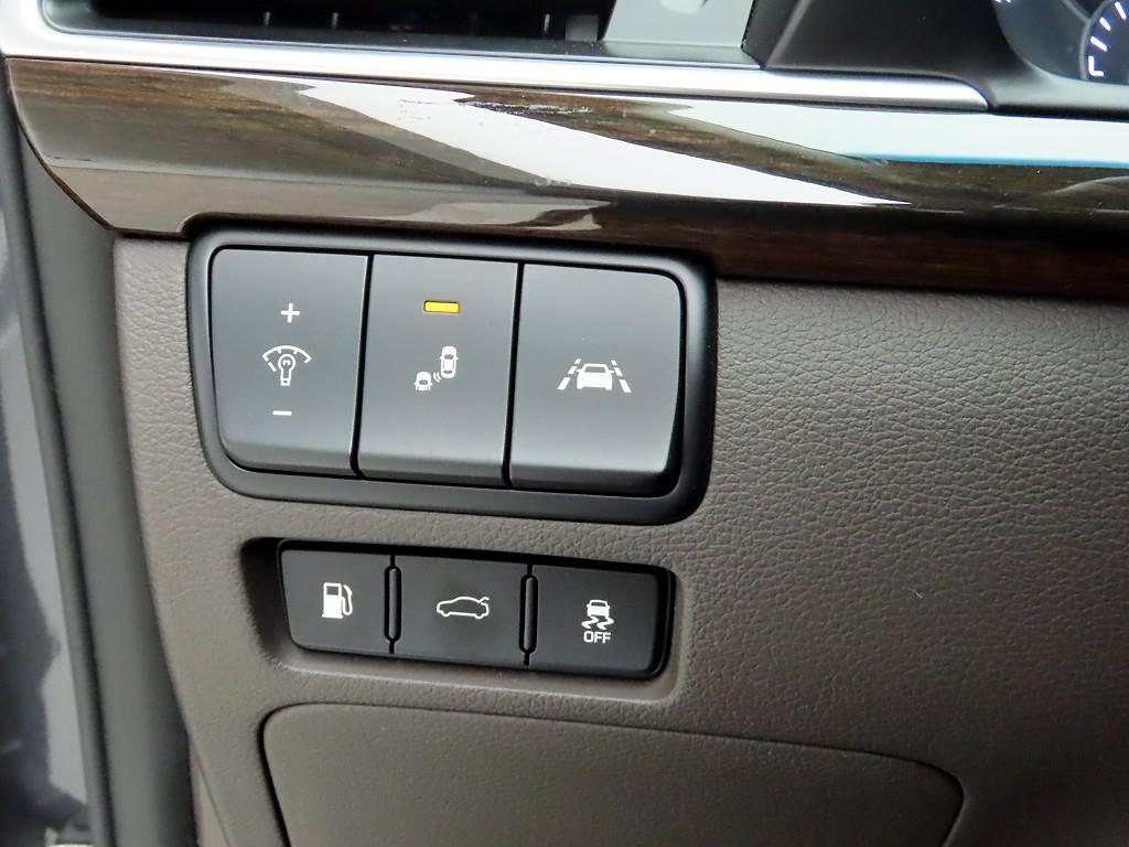 KIA K7 - Vista 12