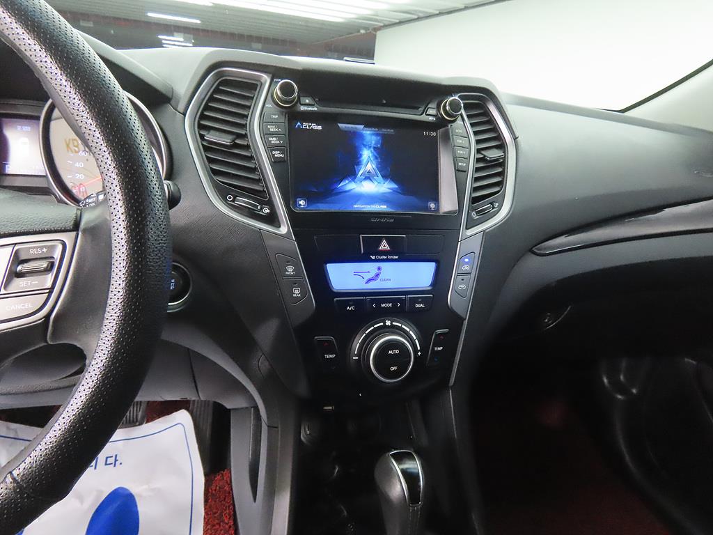 HYUNDAI Santa Fe - Vista 10
