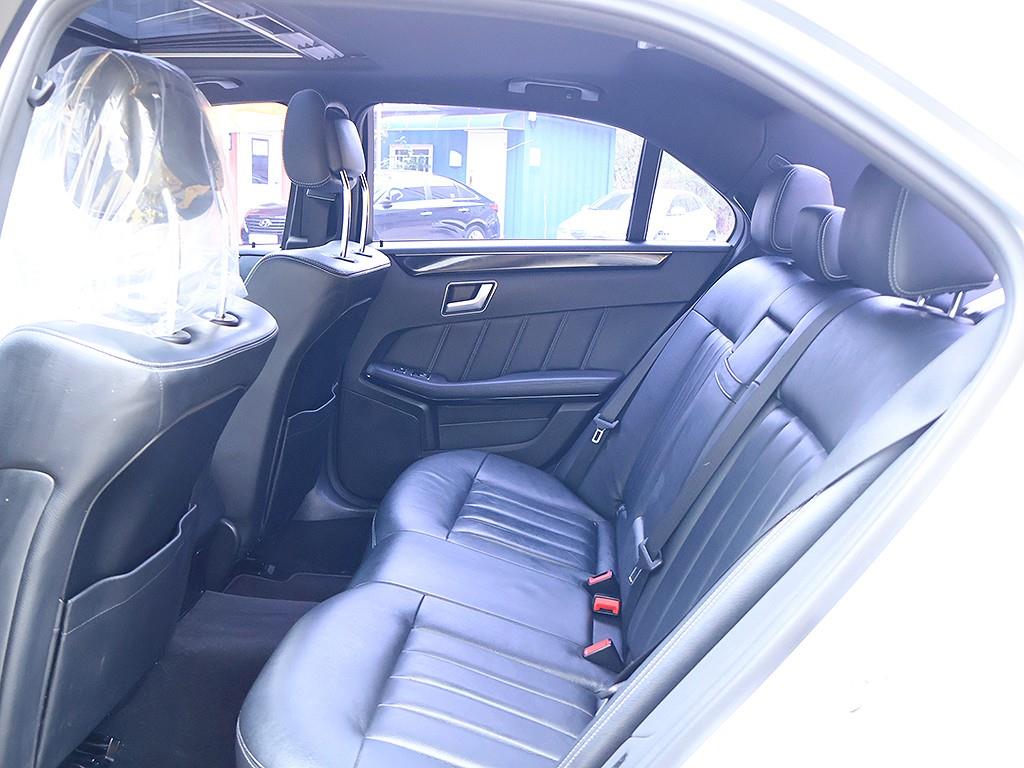 Mercedes Benz E class 2016 Gris - Importación desde Corea - HF Imports Iquique - Foto 11
