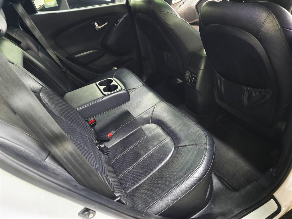 HYUNDAI Tucson - Vista 10