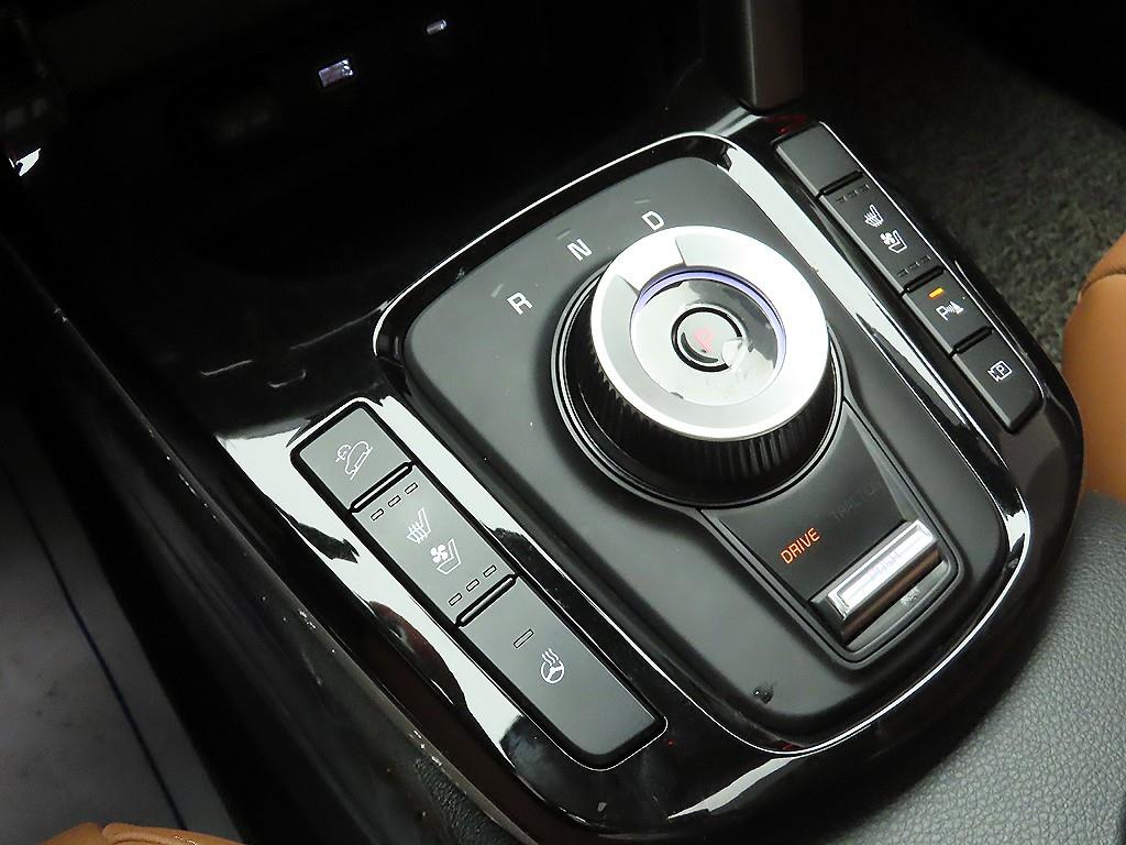 KIA Seltos - Vista 10