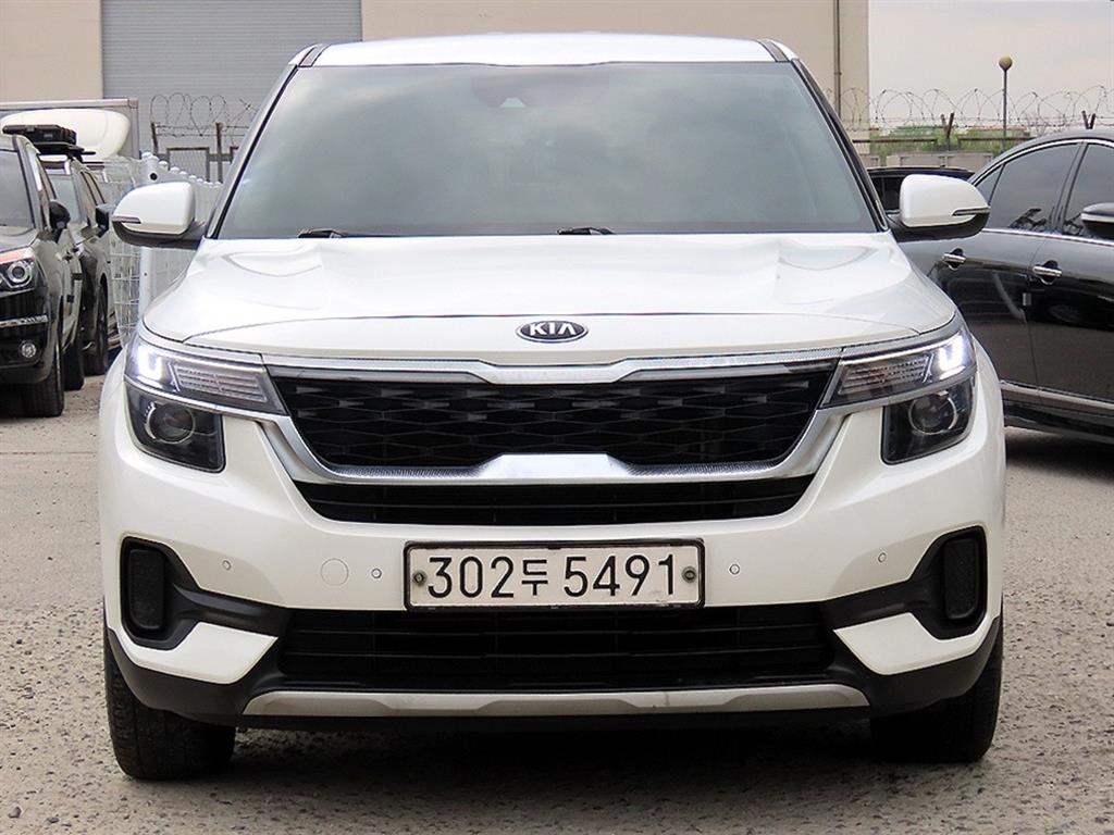 KIA Seltos 2021 Blanco - Importación desde Corea - HF Imports Iquique - Foto 1