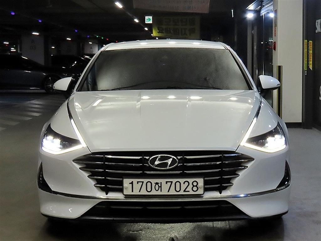 HYUNDAI Sonata - Vista 2