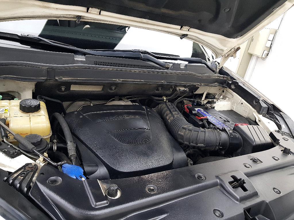Ssangyong Korando - Vista 6