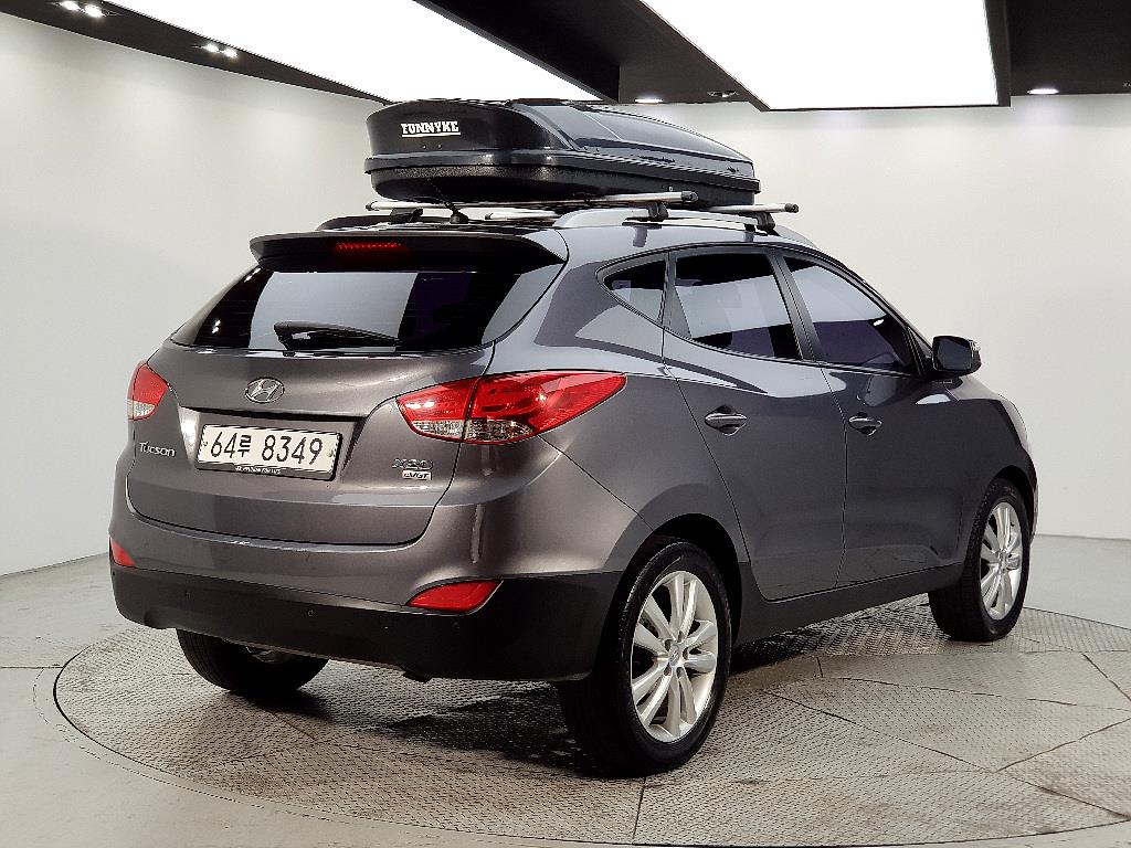 HYUNDAI Tucson - Vista 4